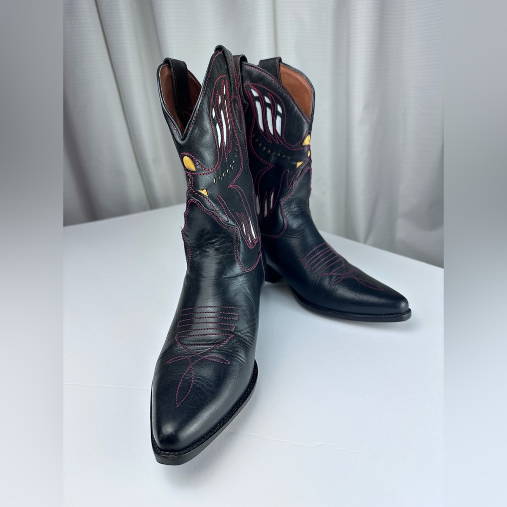 Hunt Club Woman Size 8.5 M Black Leather Cowboy Western Boots   SH-1